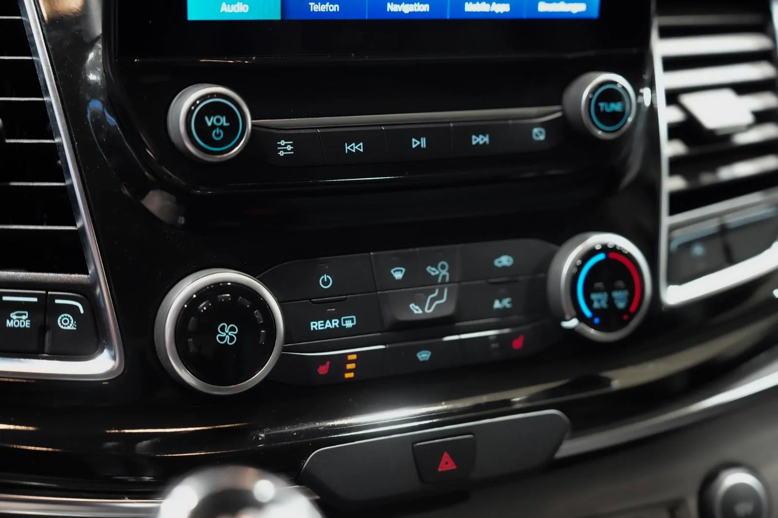 2021 Ford Tourneo Custom Titanium X, 24/29