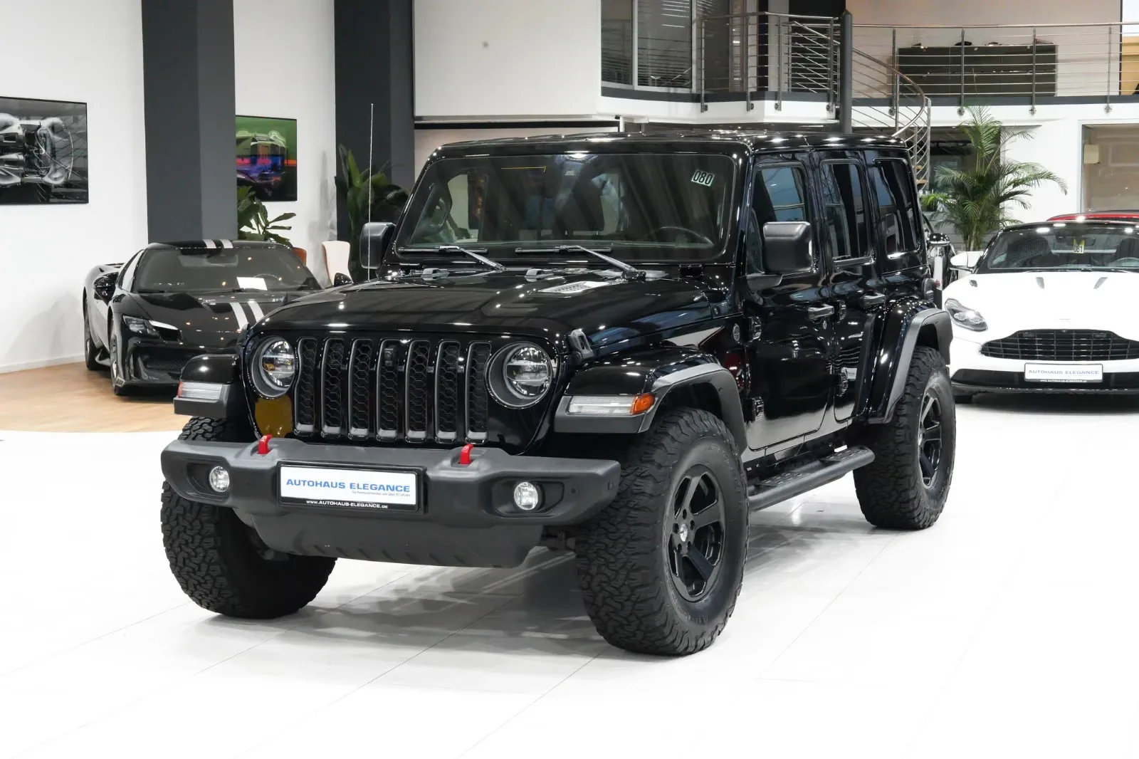 2021 Jeep Wrangler Unlimited Sahara, 4/28