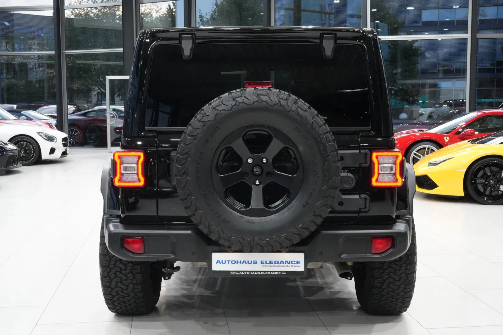 2021 Jeep Wrangler Unlimited Sahara, 6/28
