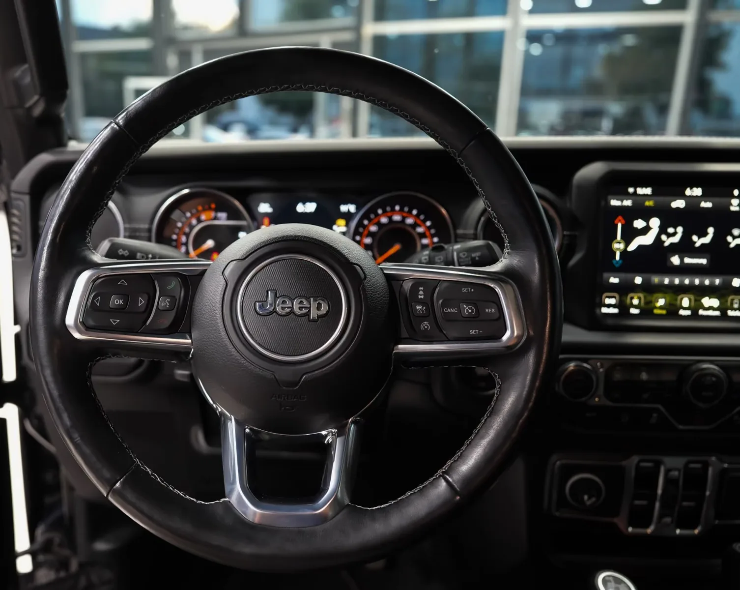 2021 Jeep Wrangler Unlimited Sahara, 16/28