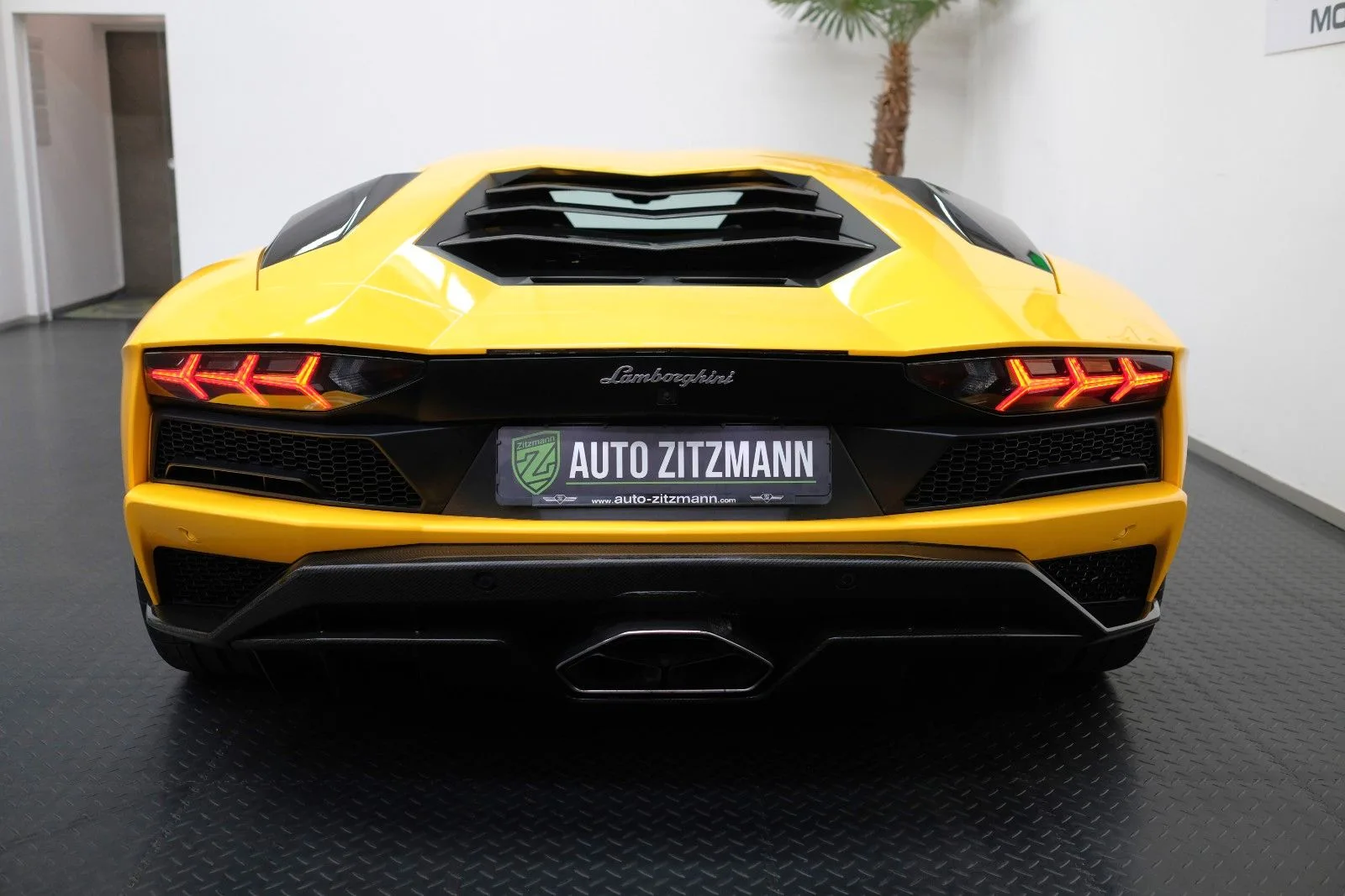 2021 Lamborghini Aventador S, 7/30