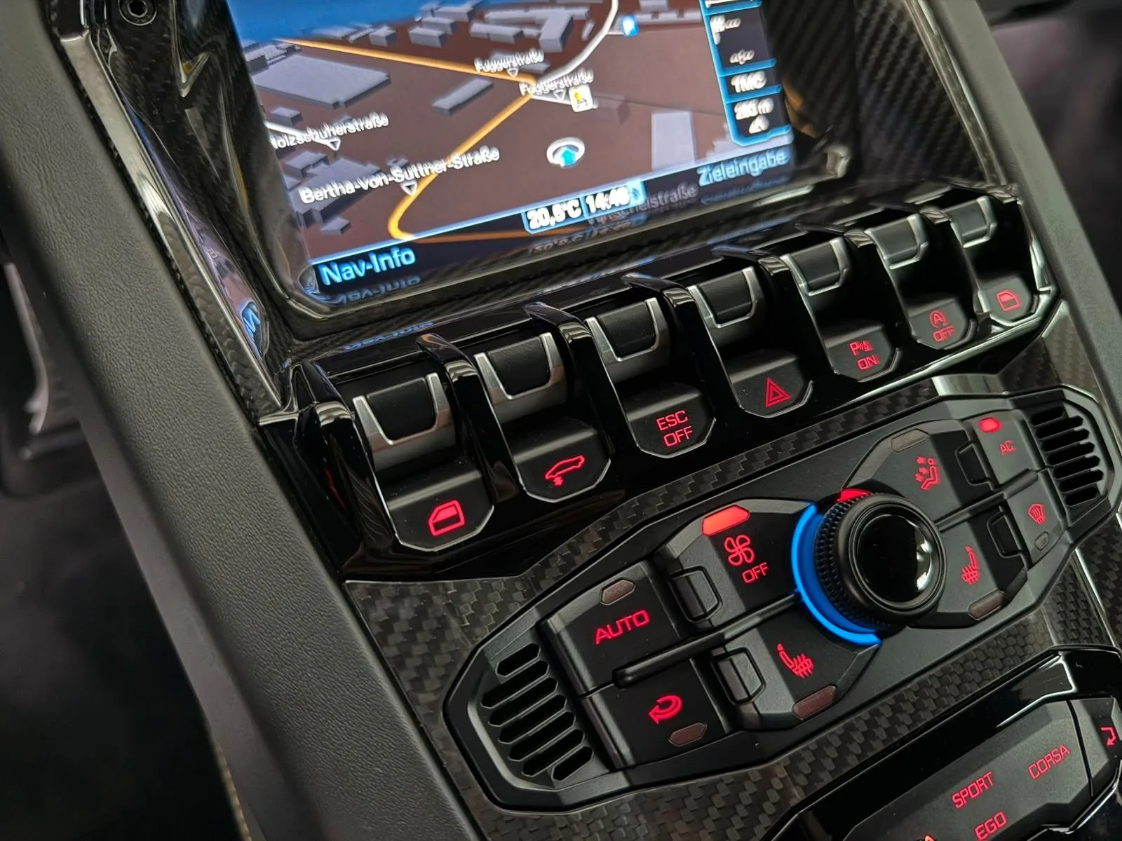 2021 Lamborghini Aventador S, 24/30