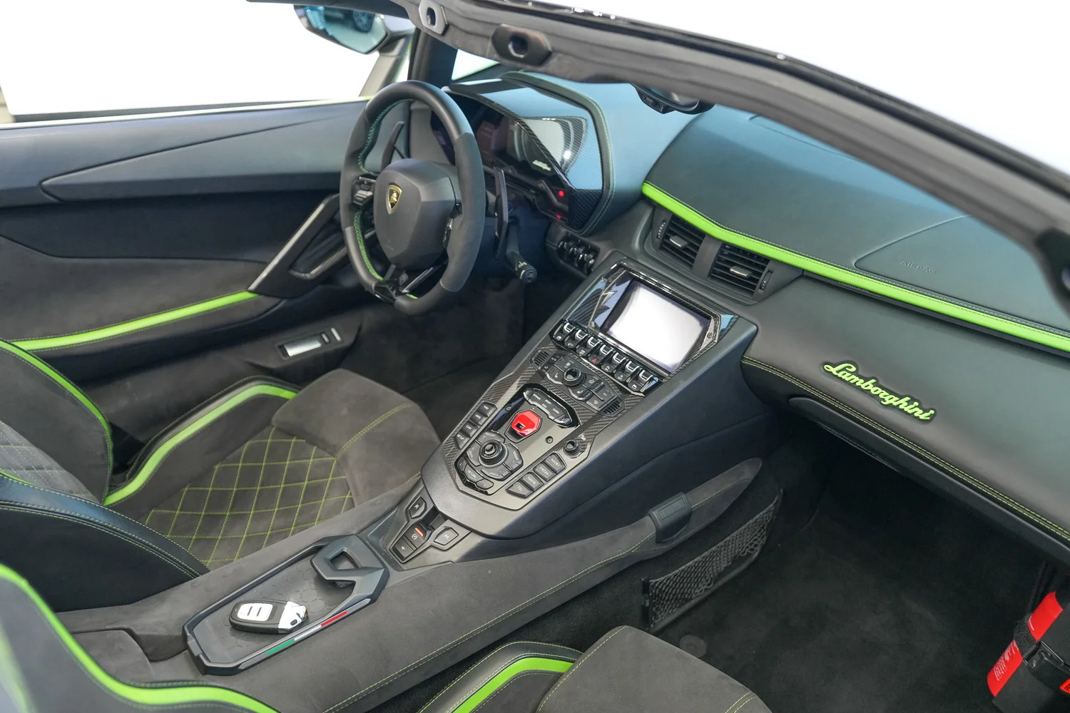 2021 Lamborghini Aventador S Roadster, 15/20