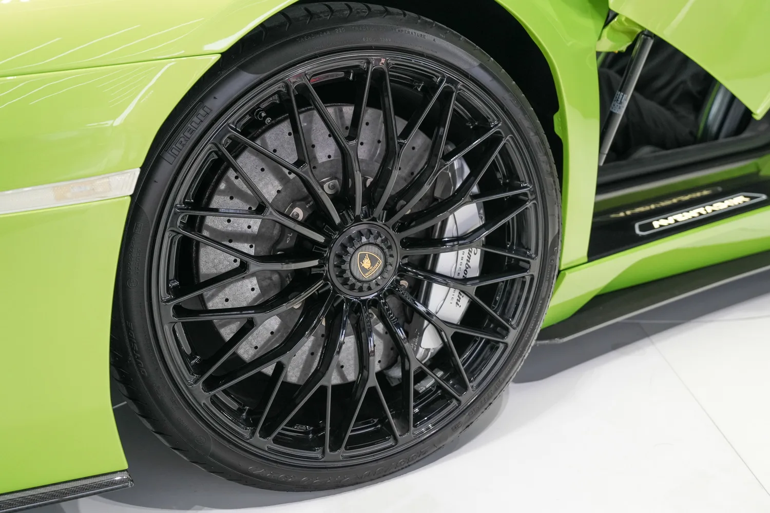 2021 Lamborghini Aventador S Roadster, 20/20