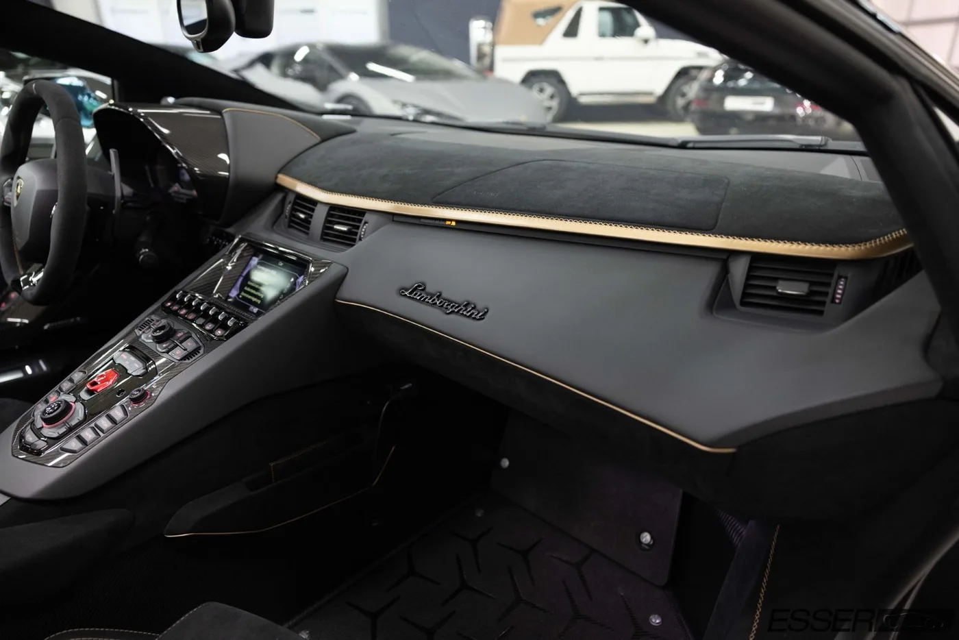 2021 Lamborghini Aventador SVJ Roadster proposée par un concessionnaire spécialisé à Alsdorf, Allemagne, photo 15 sur 25