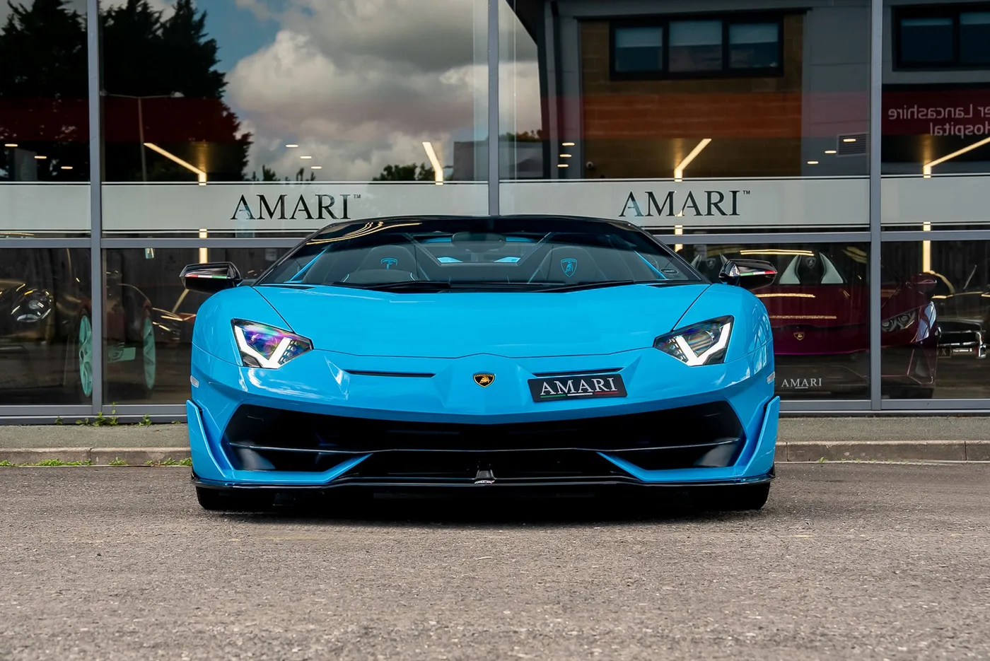 2021 Lamborghini Aventador SVJ Roadster offered by a supercar dealer in Preston, United Kingdom, photo 4 of 25