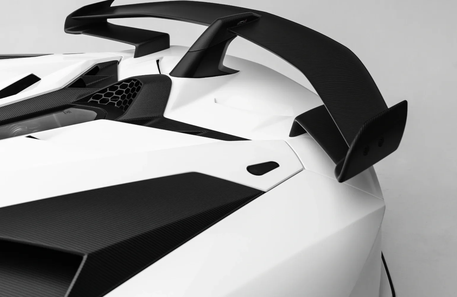 2021 Lamborghini Aventador SVJ Roadster, 23/30
