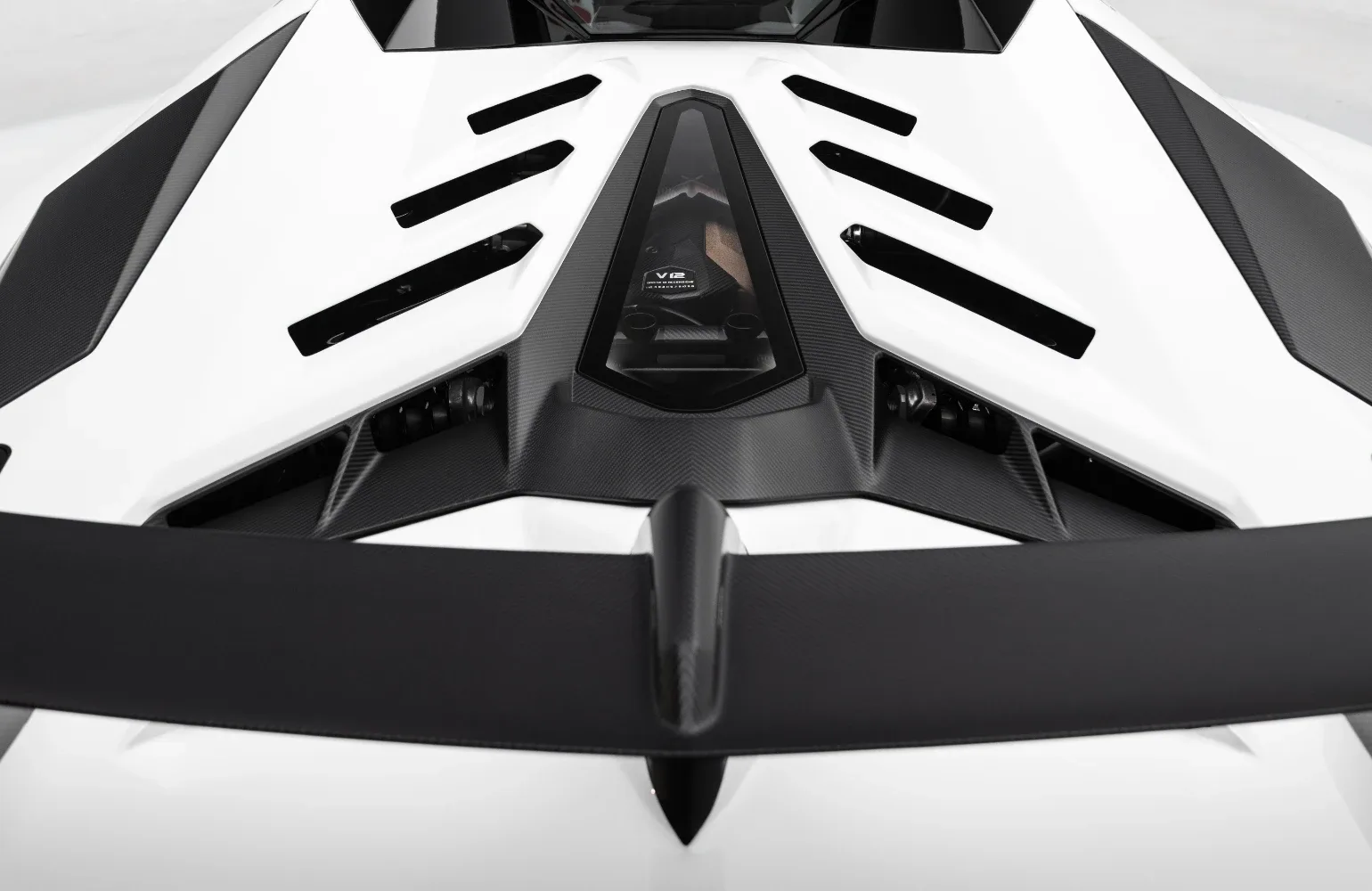 2021 Lamborghini Aventador SVJ Roadster, 27/30