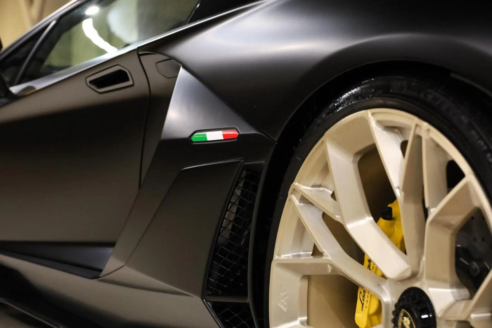 2021 Lamborghini Aventador SVJ Roadster Novitec, 28/30