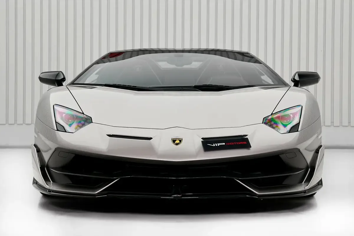 2021 Lamborghini Aventador SVJ Roadster, 2/15