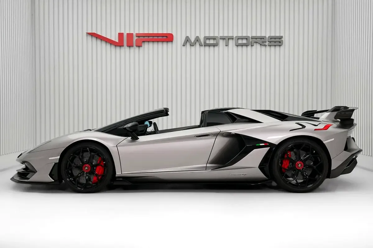 2021 Lamborghini Aventador SVJ Roadster, 8/15