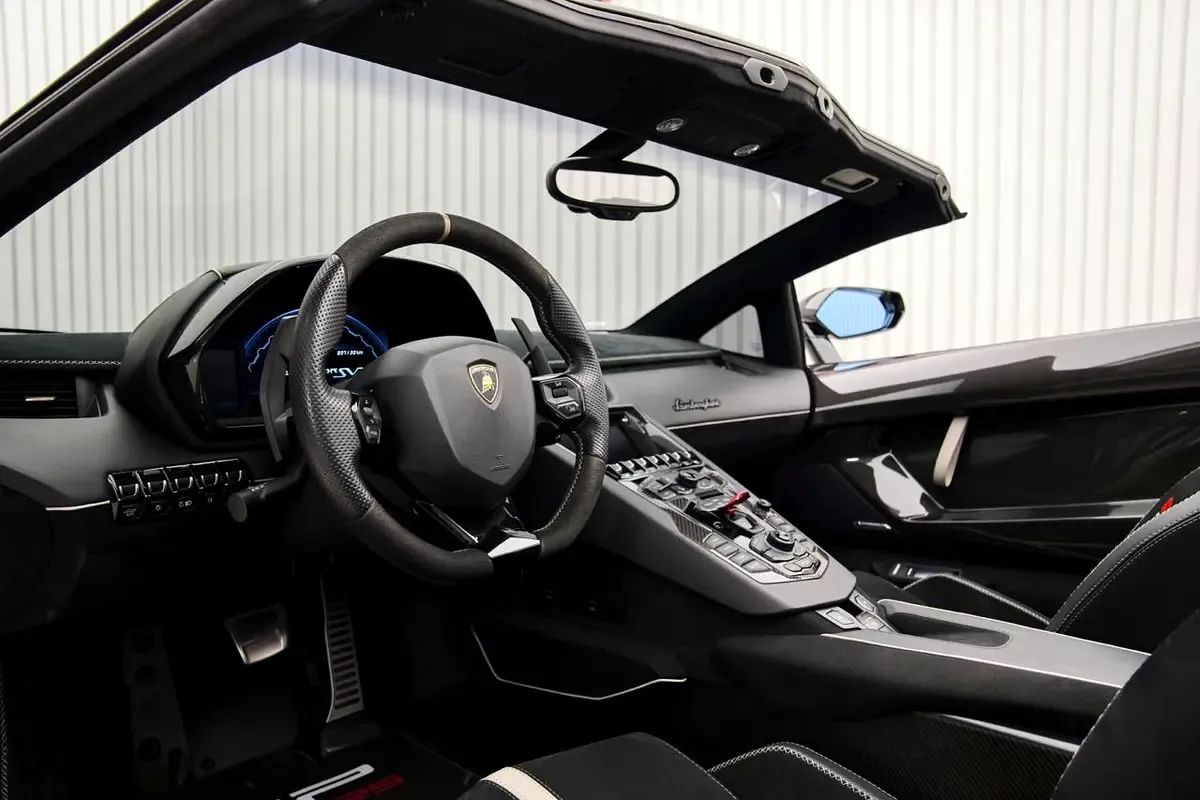 2021 Lamborghini Aventador SVJ Roadster, 12/15