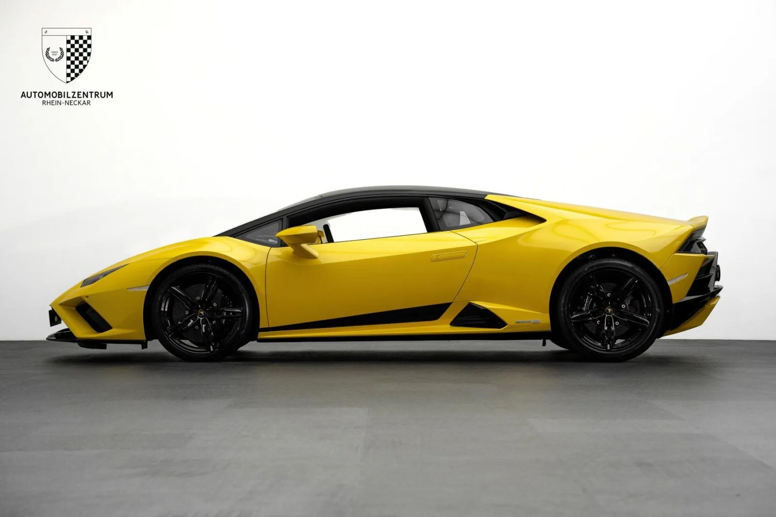 2021 Lamborghini Huracán Evo RWD, 4/30