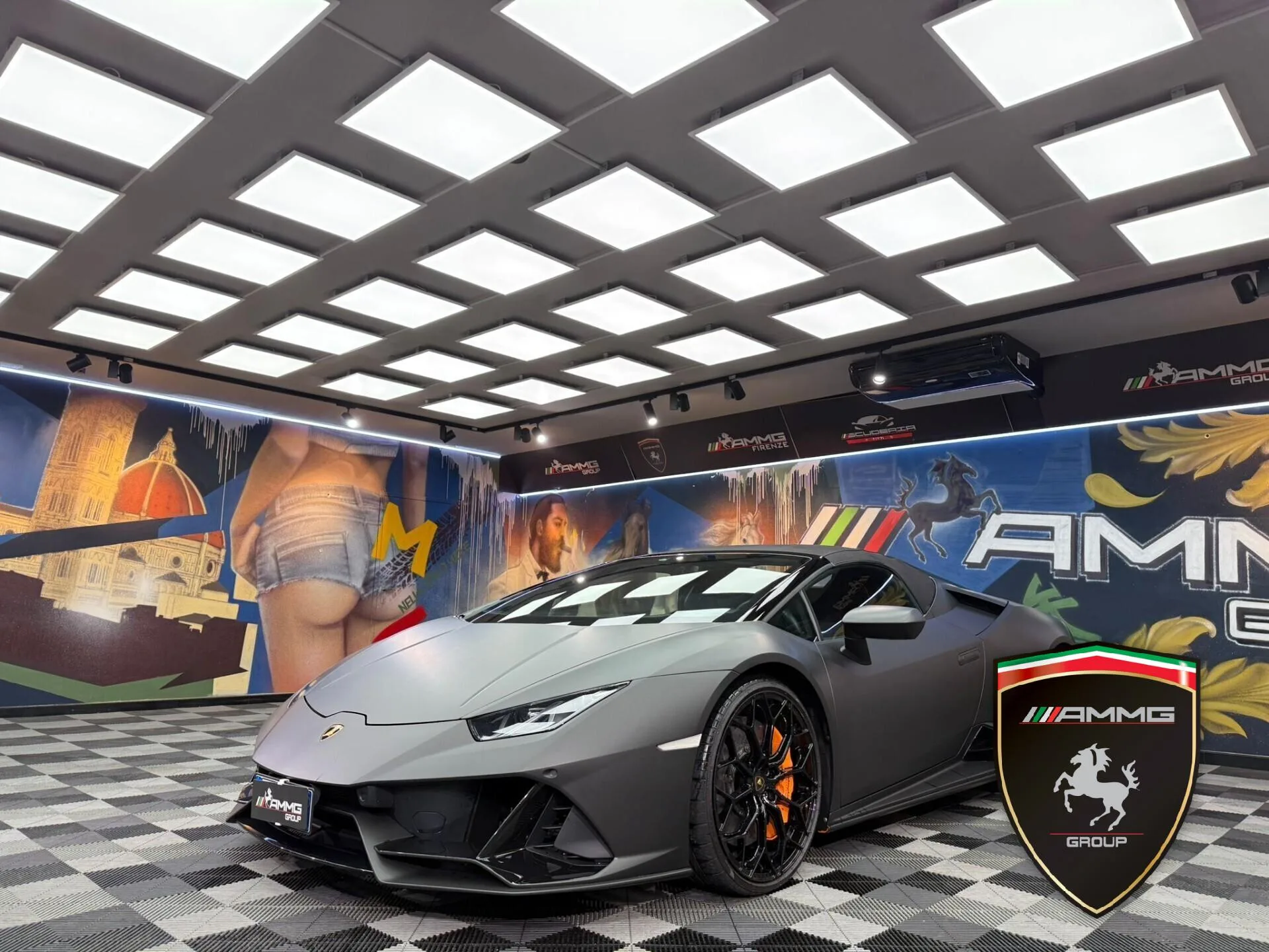 2021 Lamborghini Huracán EVO Spyder offered by a specialist dealer in Calenzano, Italy, main photo