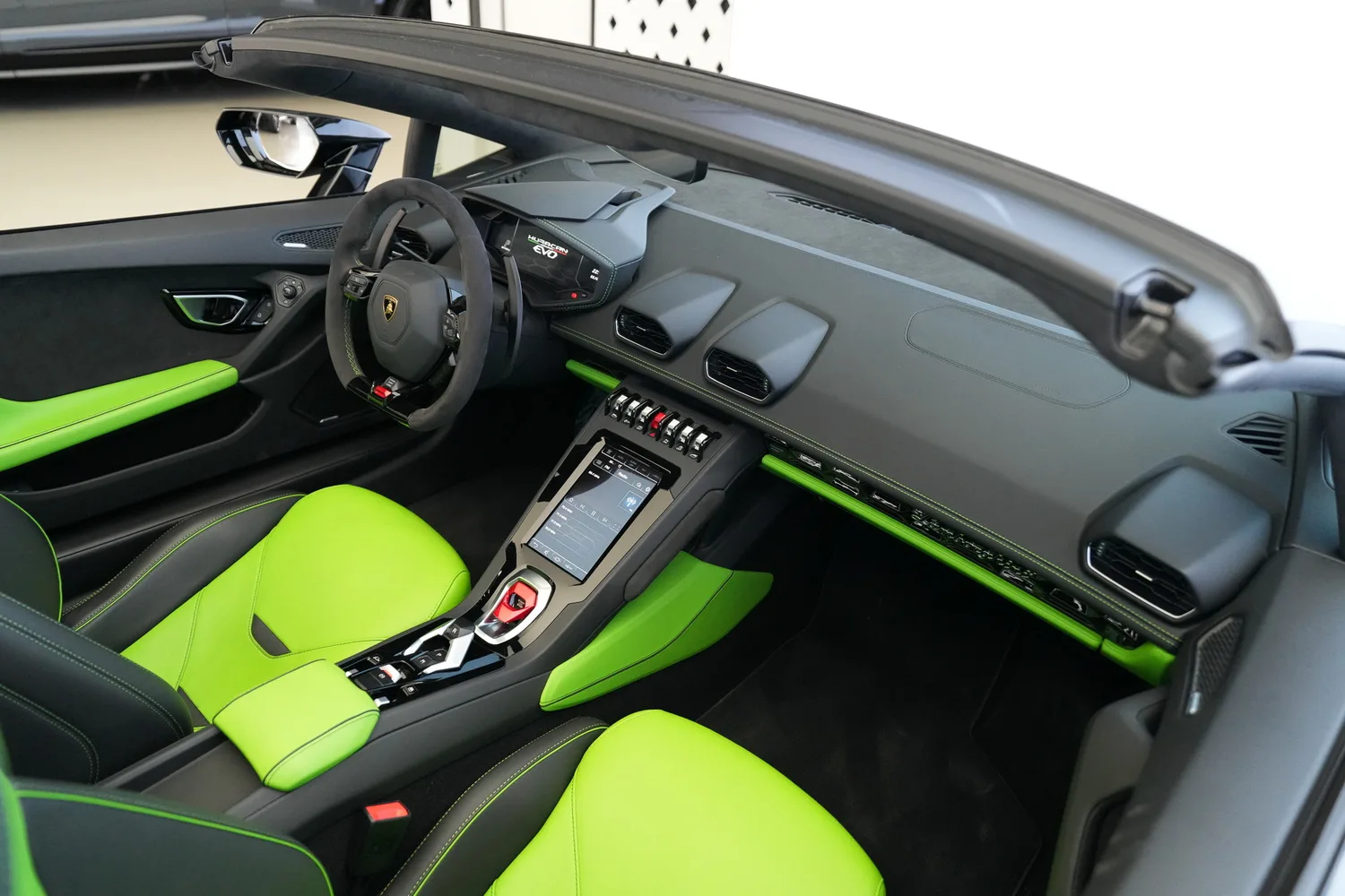 2021 Lamborghini Huracán EVO Spyder, 7/15