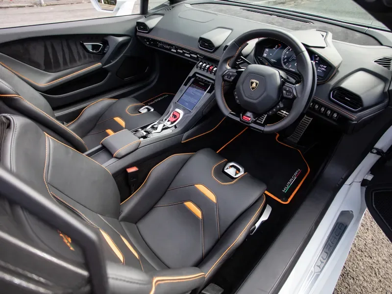 2021 Lamborghini Huracán EVO Spyder, 18/20
