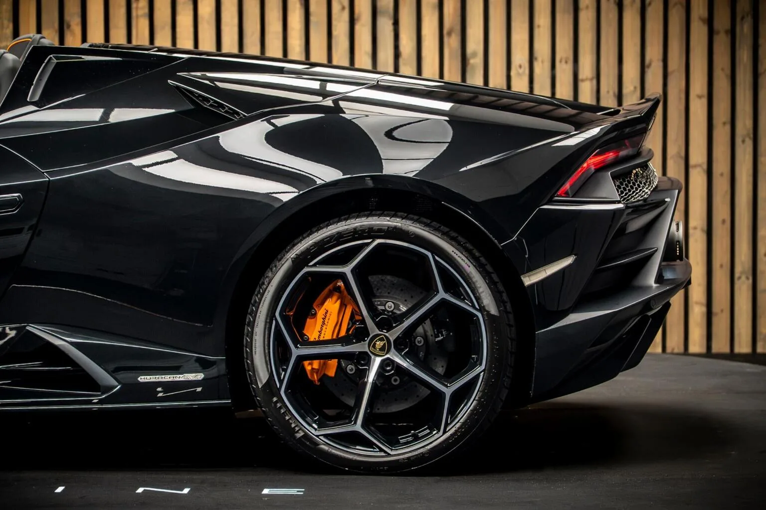 2021 Lamborghini Huracán EVO Spyder, 18/30