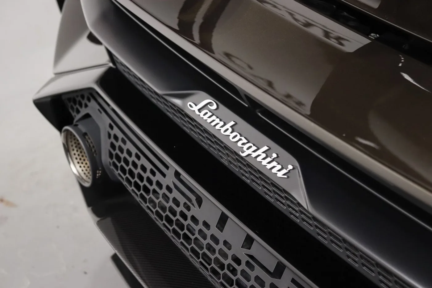 2021 Lamborghini Huracán STO proposée par un spécialiste de la supercar à Zibido San Giacomo, Italie, photo 18 sur 25
