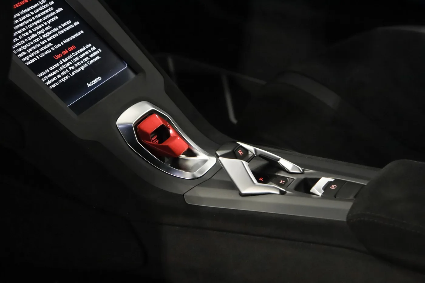 2021 Lamborghini Huracán STO proposée par un spécialiste de la supercar à Zibido San Giacomo, Italie, photo 25 sur 25