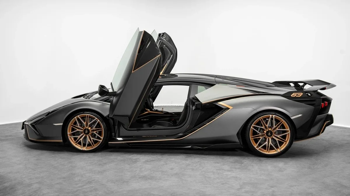 2021 Lamborghini Sián FKP 37, 7/24