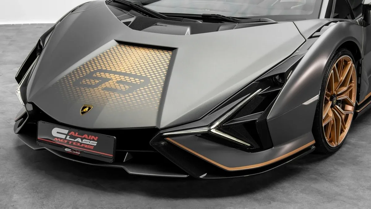 2021 Lamborghini Sián FKP 37, 8/24
