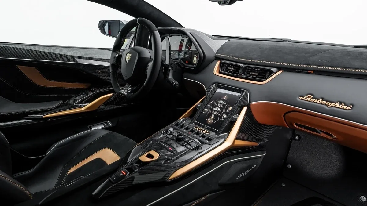 2021 Lamborghini Sián FKP 37, 23/24