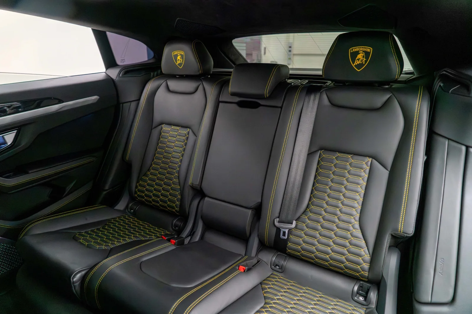 2021 Lamborghini Urus, 15/17