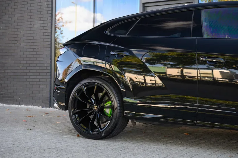 2021 Lamborghini Urus, 19/20
