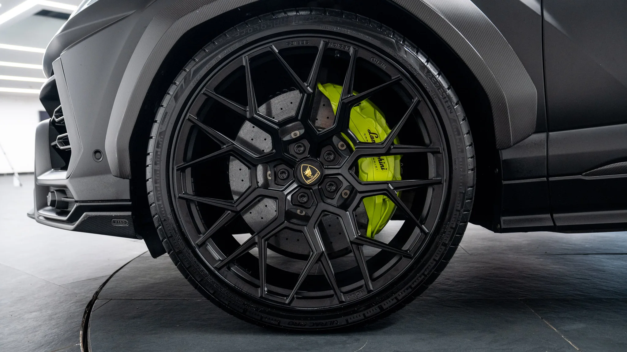 2021 Lamborghini Urus Graphite Capsule, Urban Automotive, 21/30