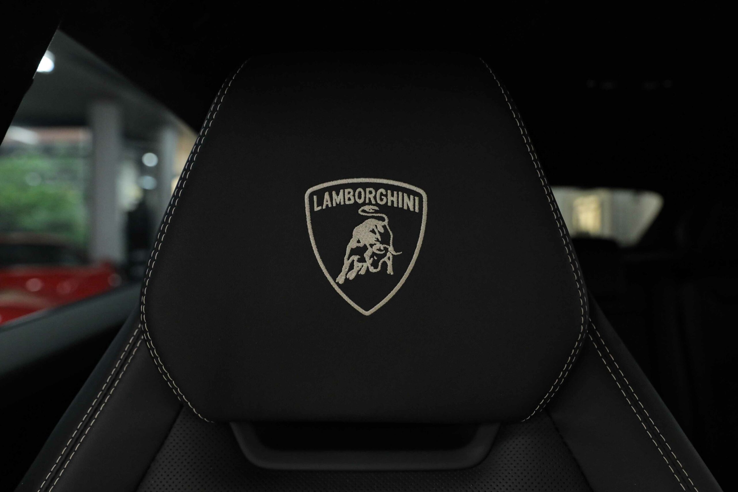 2021 Lamborghini Urus angeboten von einem Fachhändler in Milan, Italien, Foto 3 von 20