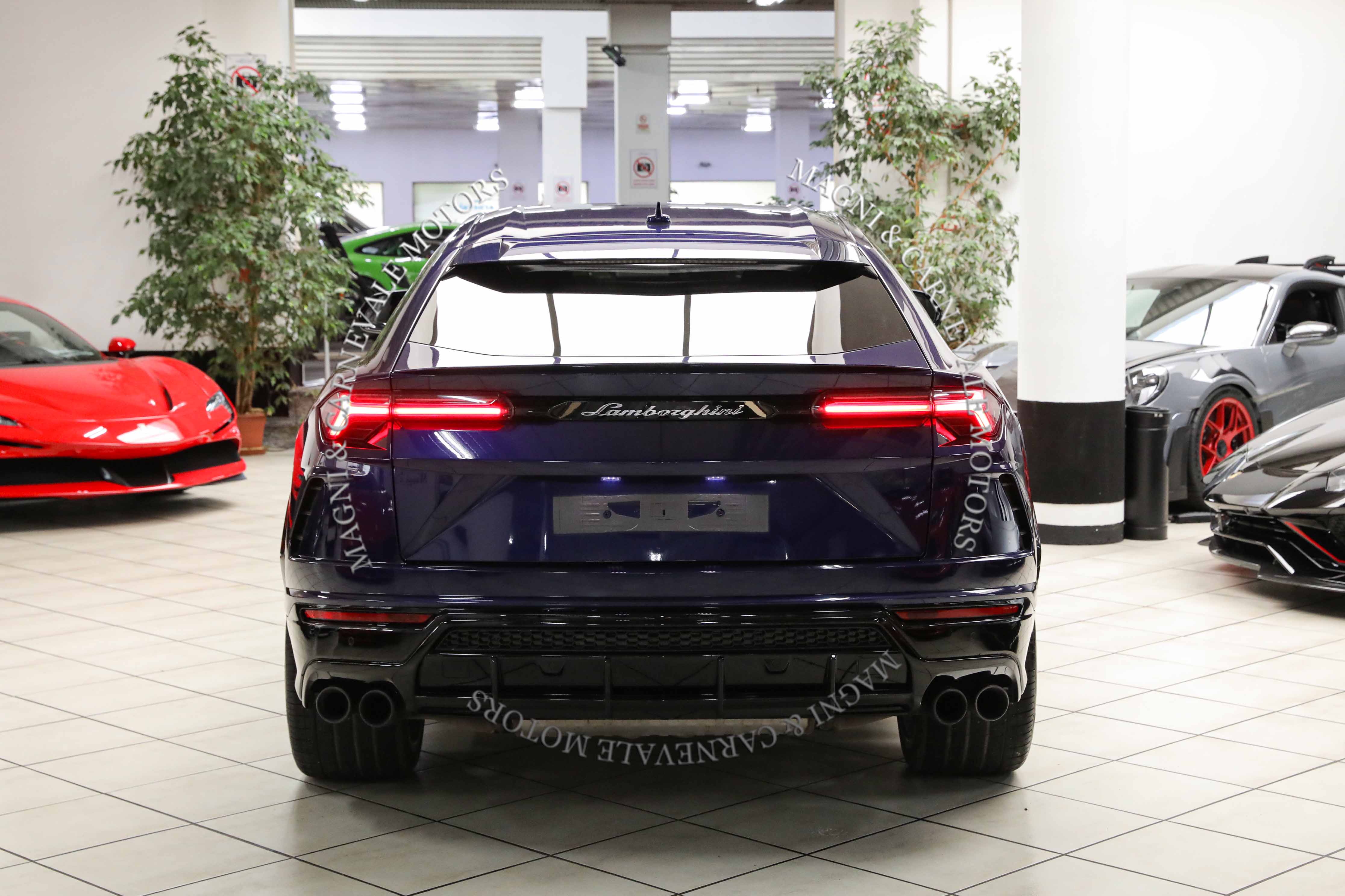 2021 Lamborghini Urus angeboten von einem Fachhändler in Milan, Italien, Foto 11 von 20