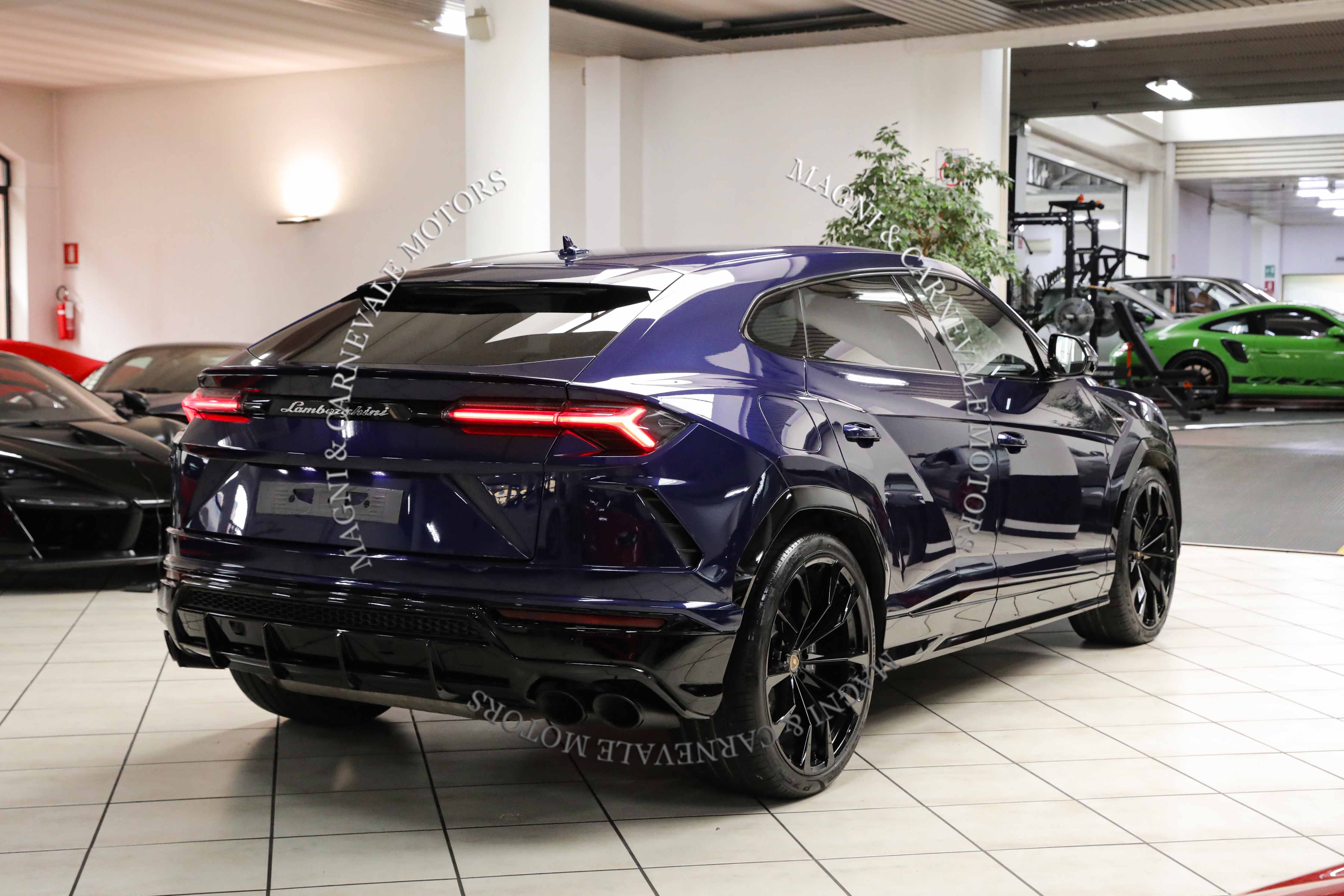 2021 Lamborghini Urus angeboten von einem Fachhändler in Milan, Italien, Foto 12 von 20