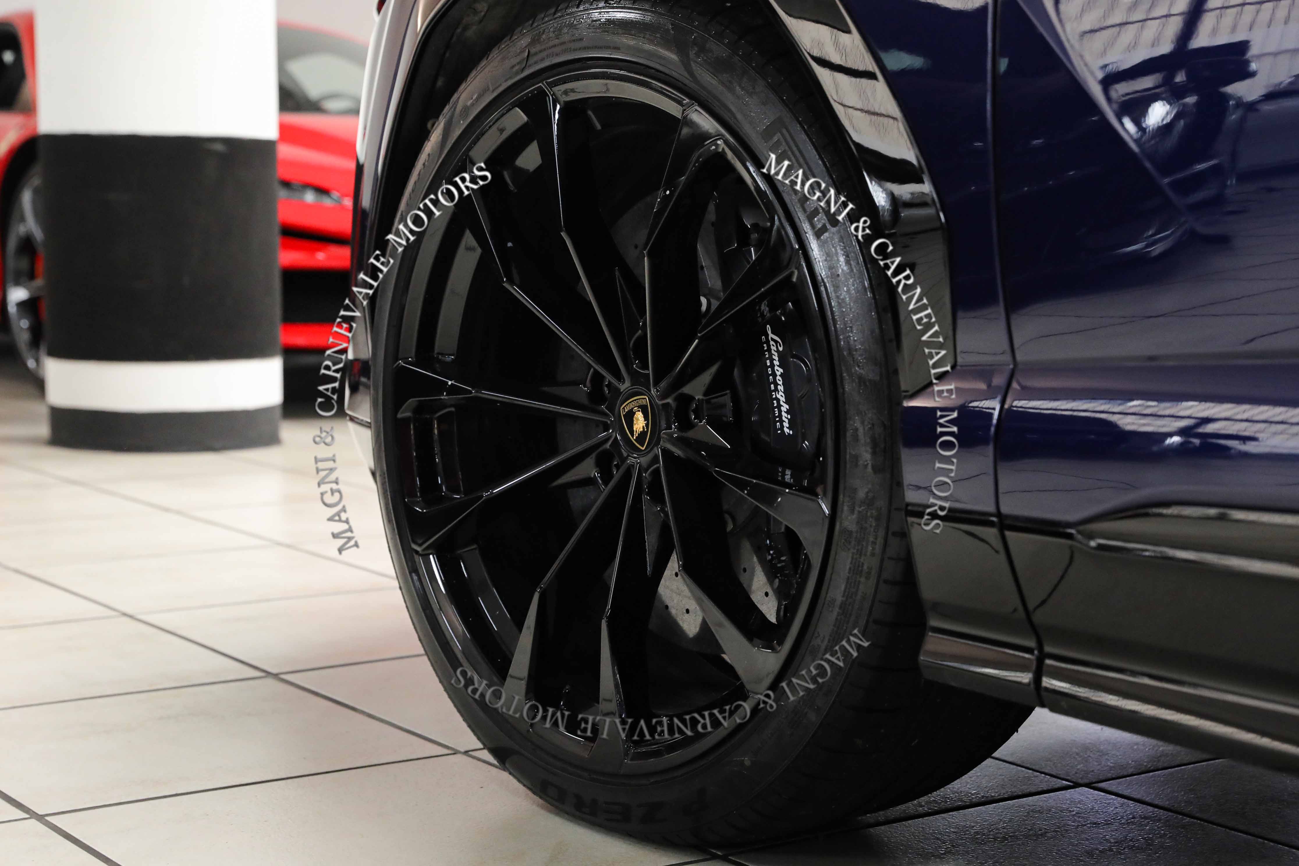 2021 Lamborghini Urus angeboten von einem Fachhändler in Milan, Italien, Foto 13 von 20