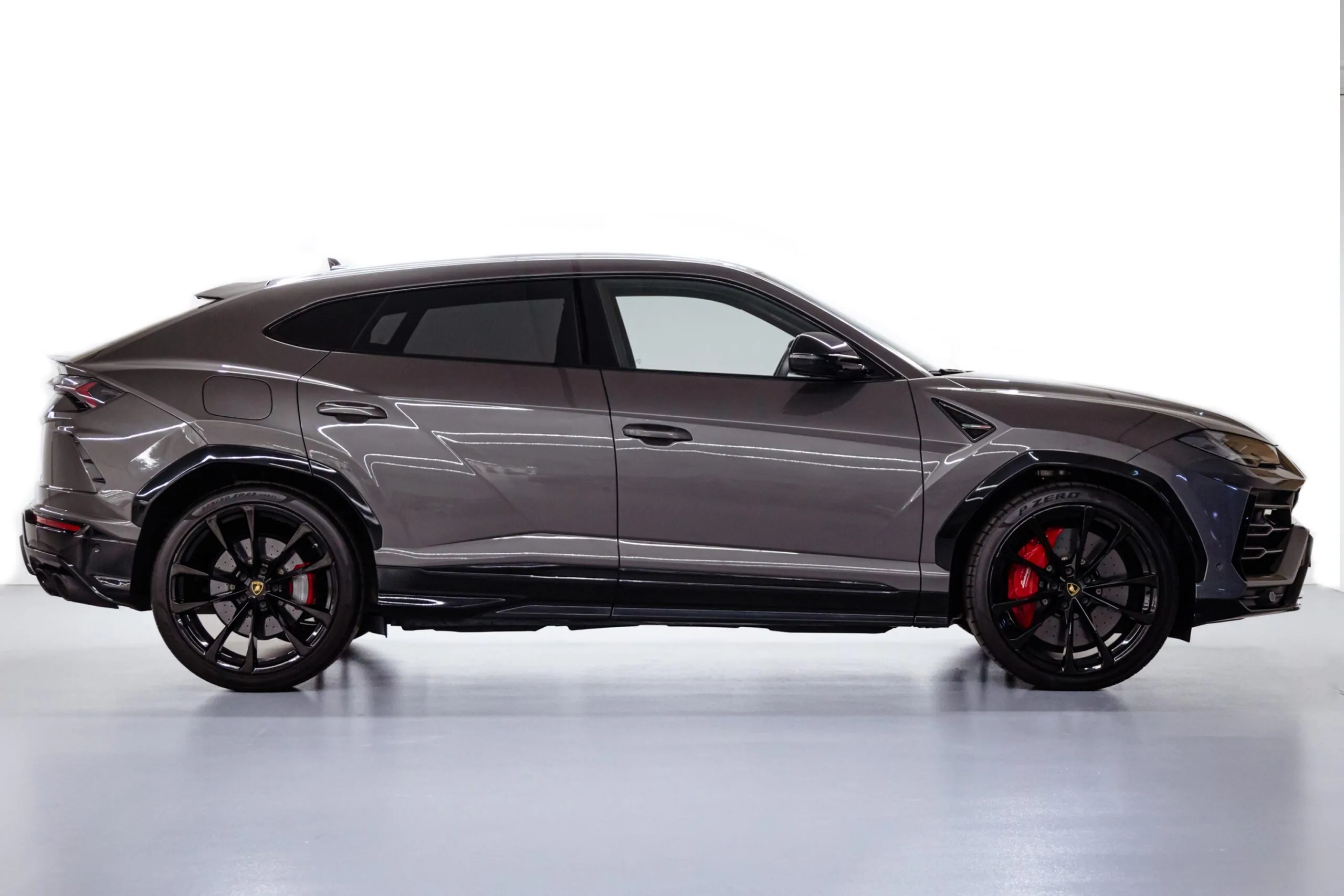 2021 Lamborghini Urus, 2/22
