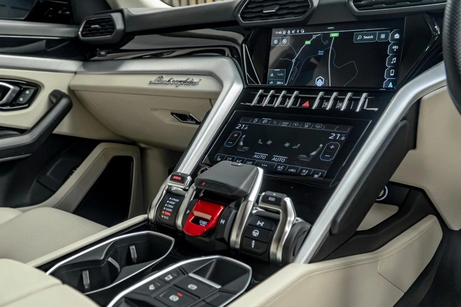 2021 Lamborghini Urus, 25/30