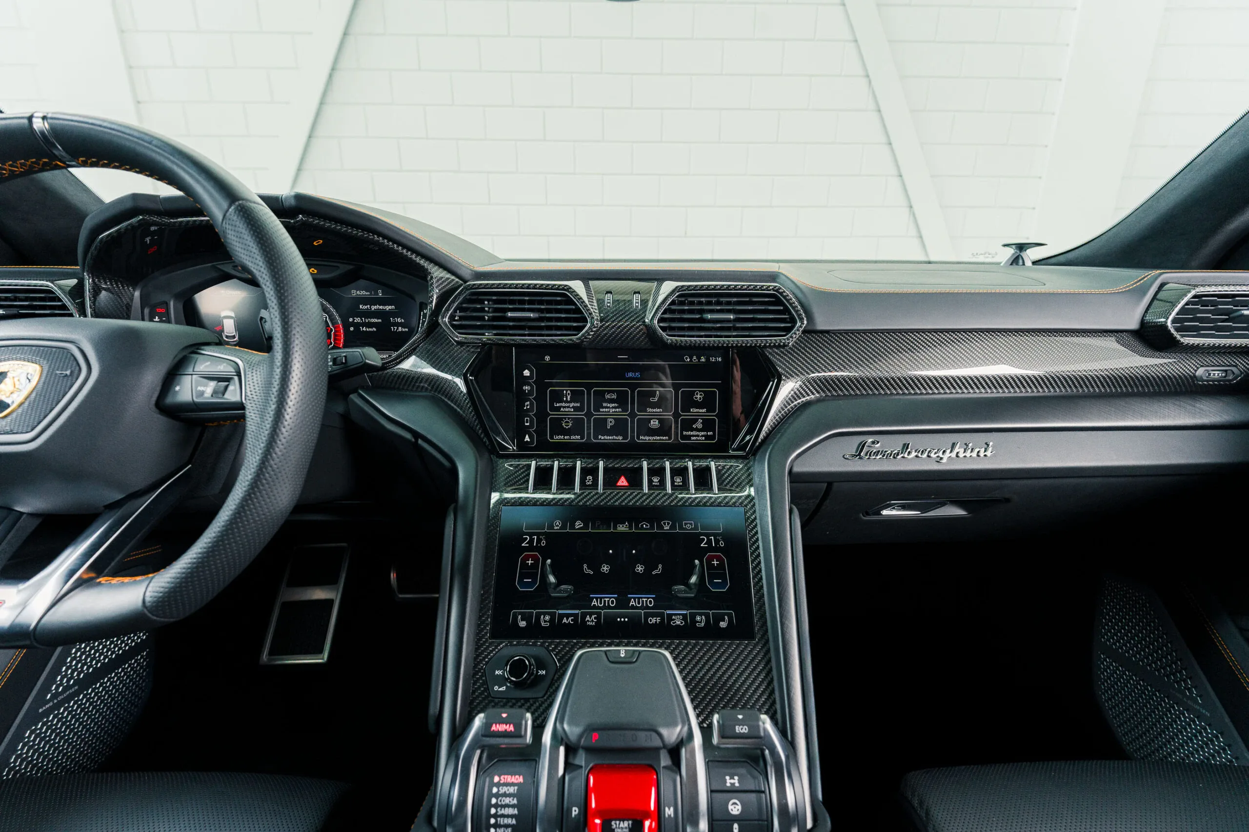 2021 Lamborghini Urus, 27/30