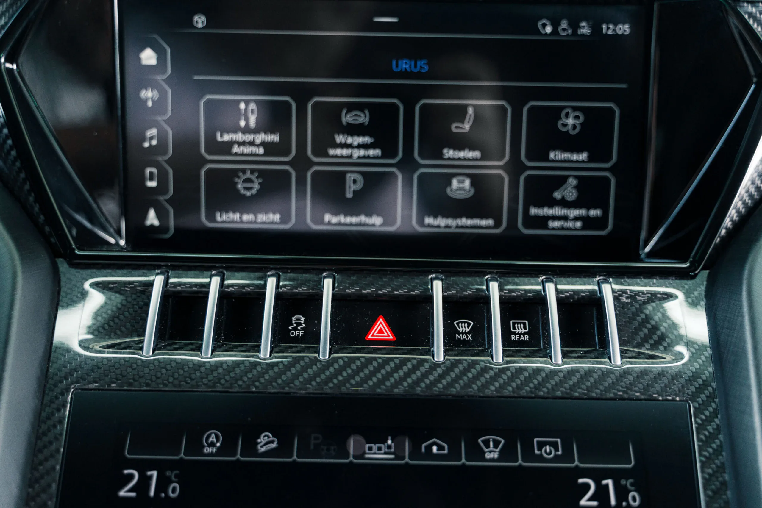 2021 Lamborghini Urus, 28/30