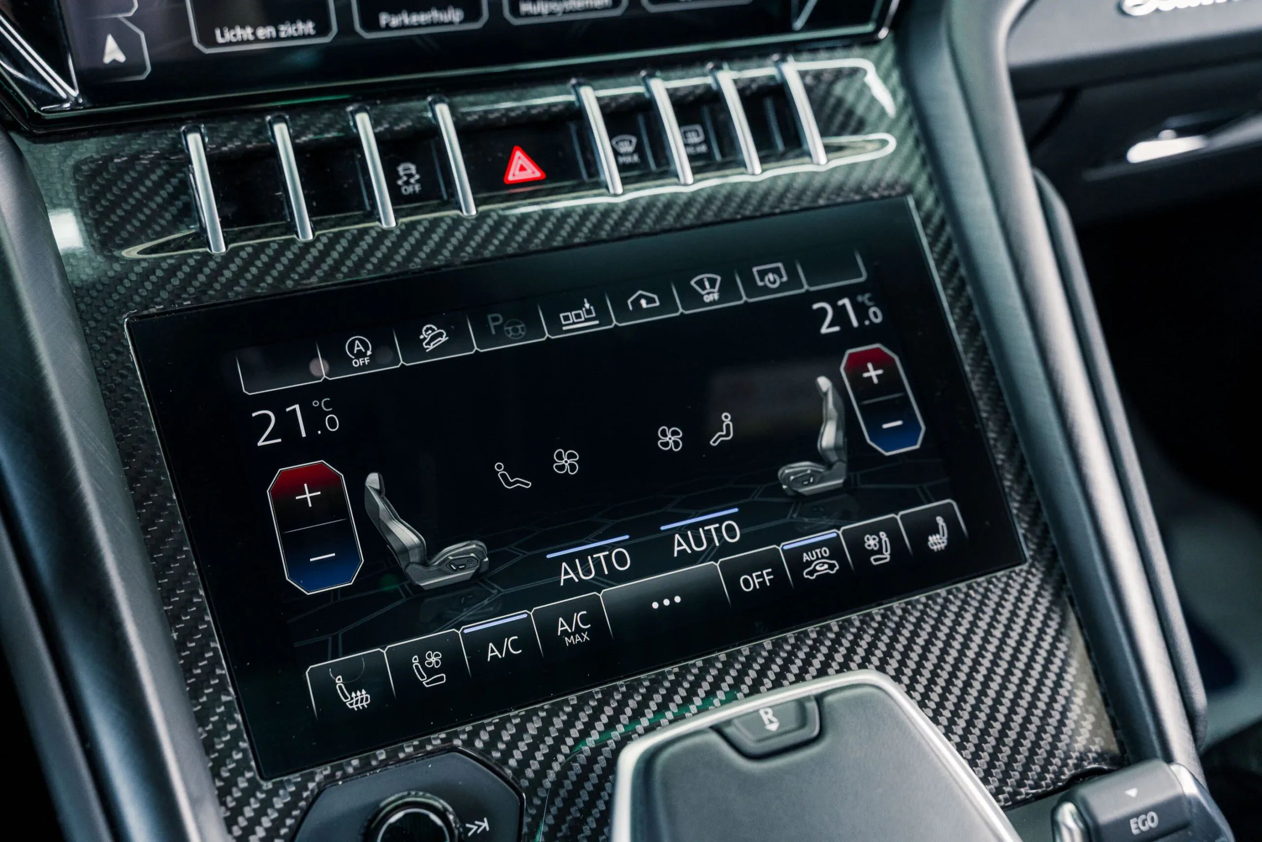 2021 Lamborghini Urus, 29/30