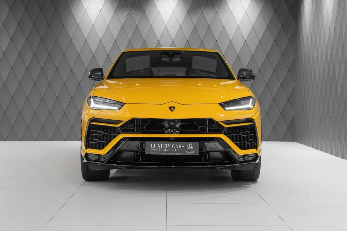 2021 Lamborghini Urus S angeboten von einem Supersportwagenhändler in Schenefeld, Deutschland, Foto 2 von 25