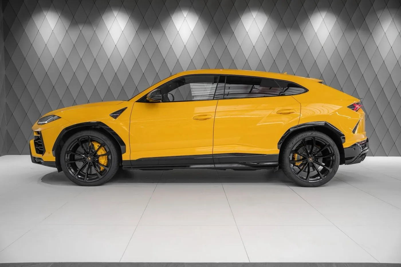 2021 Lamborghini Urus S angeboten von einem Supersportwagenhändler in Schenefeld, Deutschland, Foto 4 von 25
