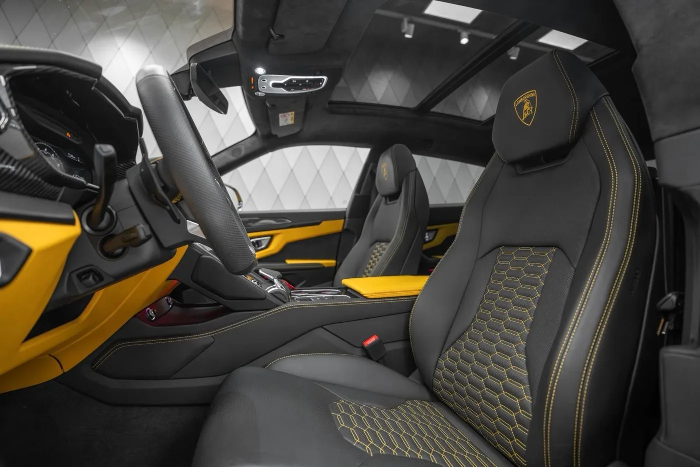 2021 Lamborghini Urus S angeboten von einem Supersportwagenhändler in Schenefeld, Deutschland, Foto 14 von 25