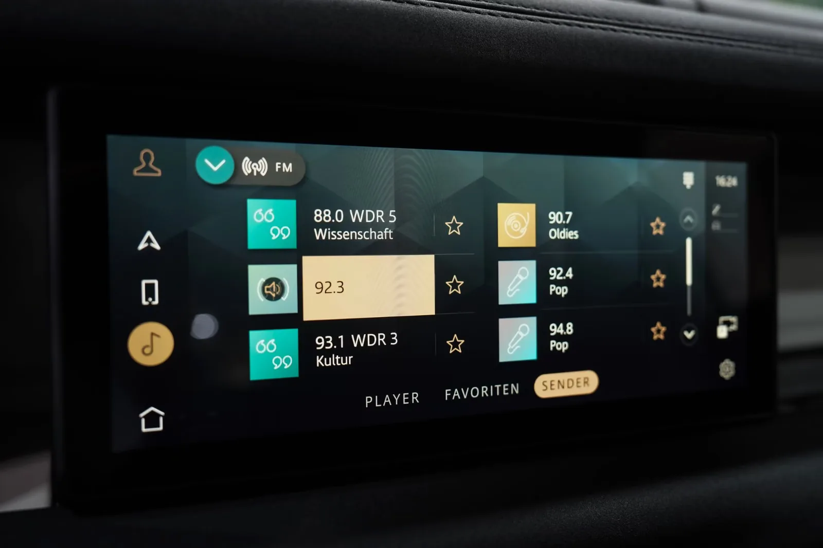2021 Land Rover Defender 110 P300 S, 22/30