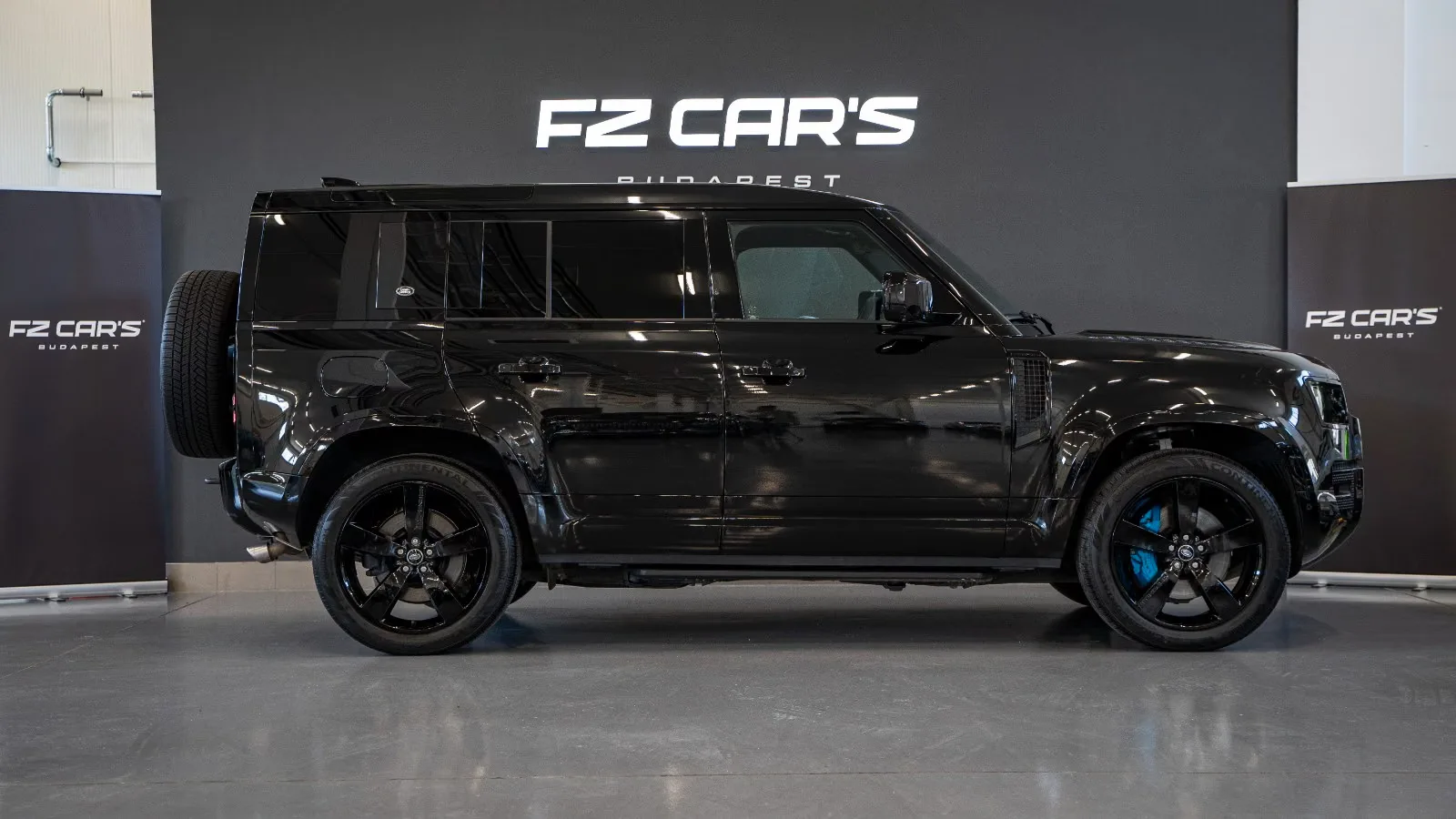 2021 Land Rover Defender 110 V8 Bond Edition, 4/15