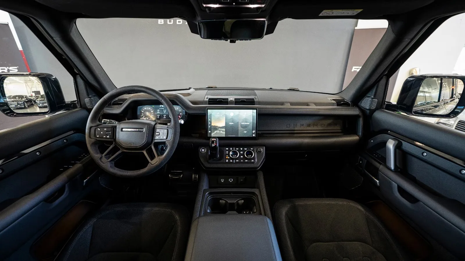 2021 Land Rover Defender 110 V8 Bond Edition, 7/15