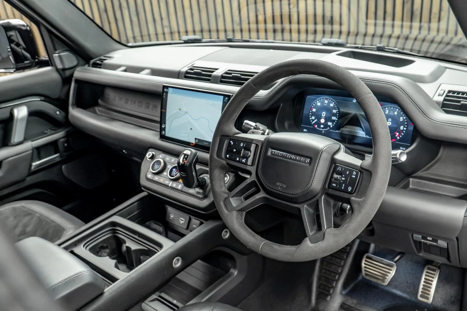 2021 Land Rover Defender 110 V8, 22/30