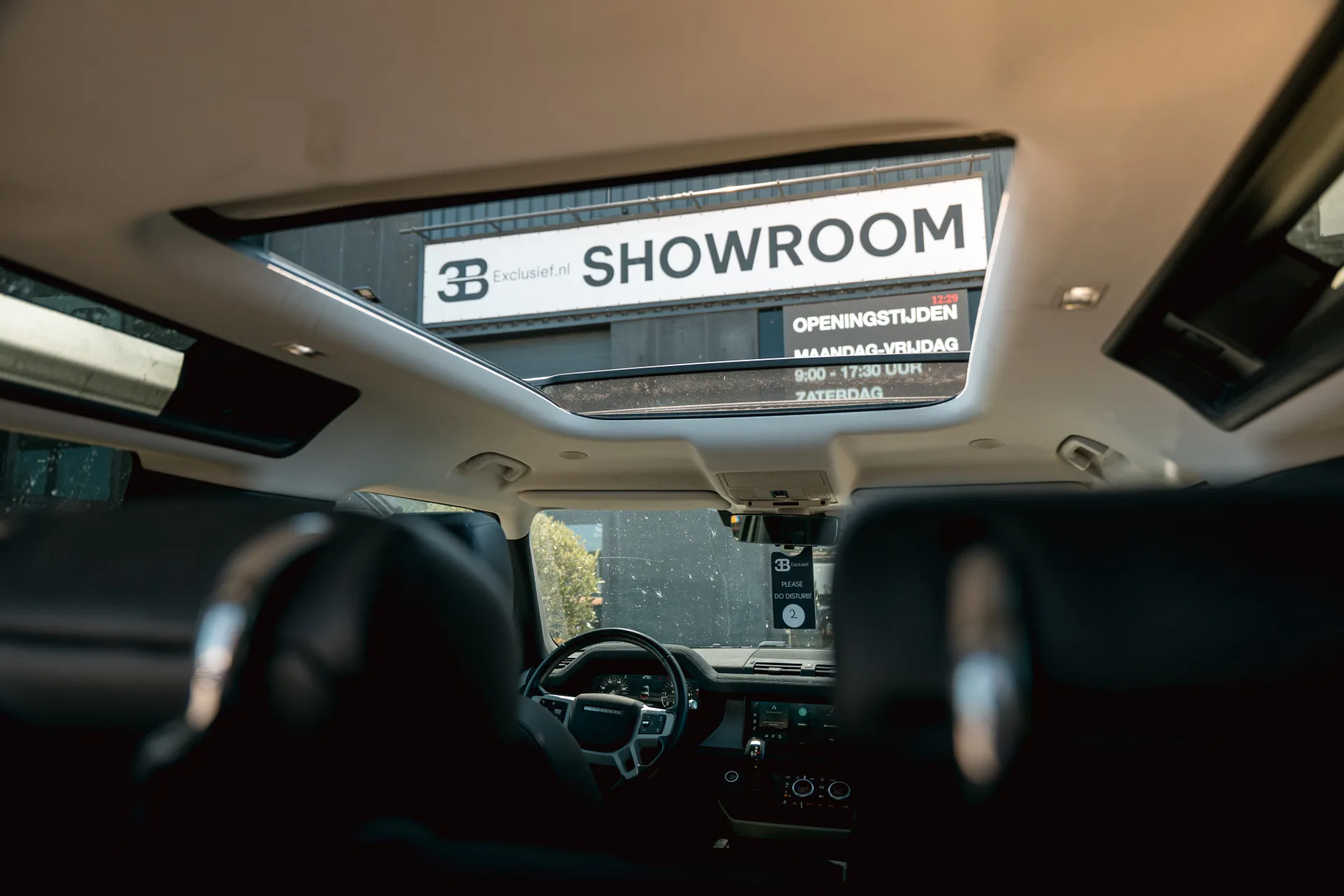 2021 Land Rover Defender 90 First Edition, 10/23
