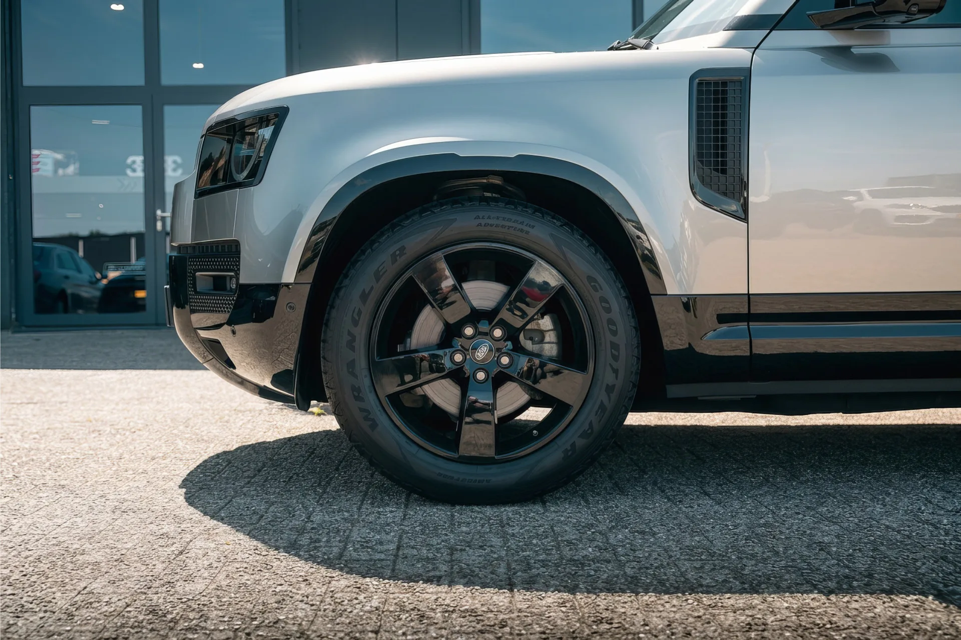 2021 Land Rover Defender 90 First Edition, 18/23