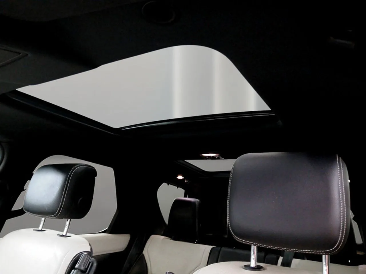 2021 Land Rover Discovery, 20/23