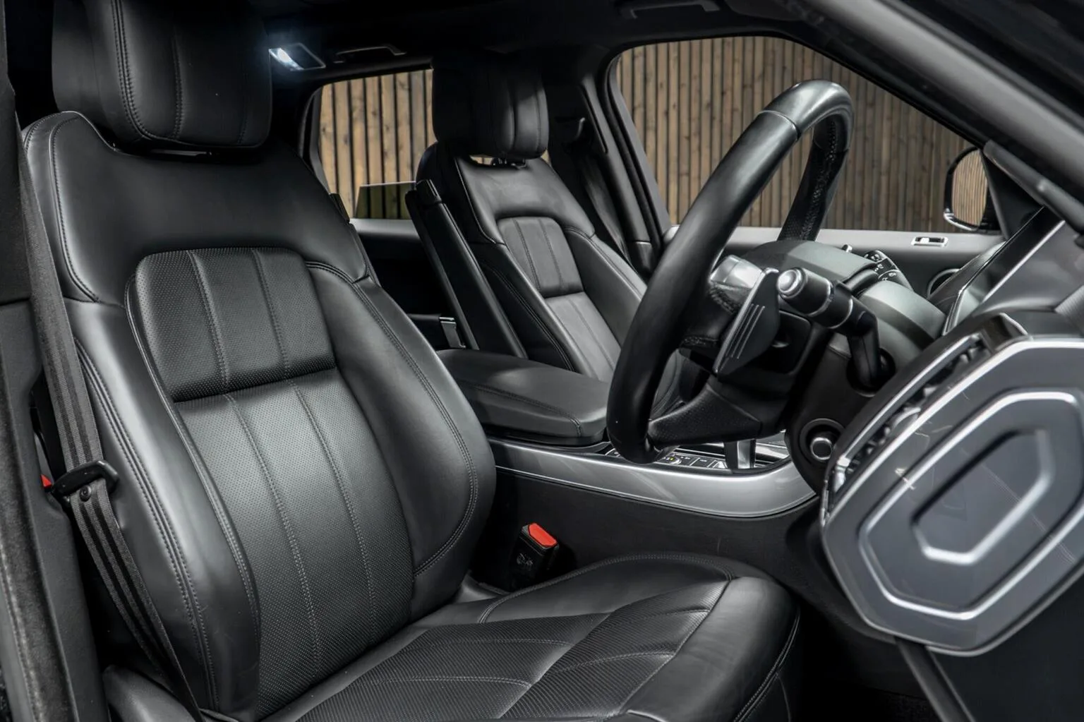 2021 Land Rover Range Rover Sport D300 HSE Dynamic Black, 2/30