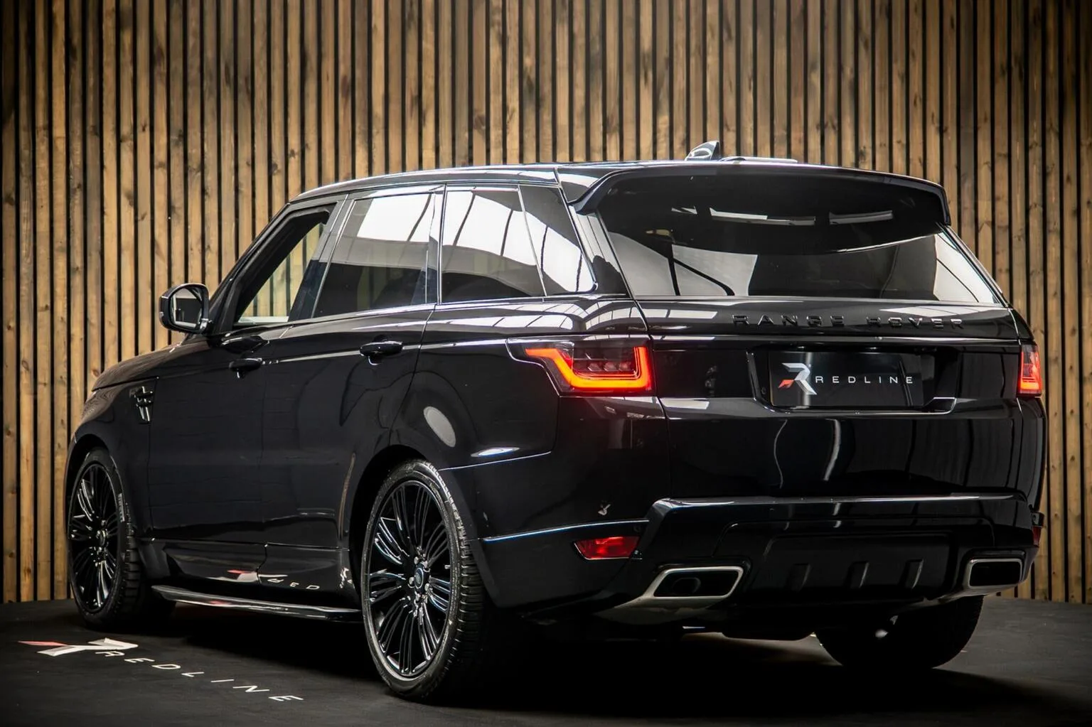 2021 Land Rover Range Rover Sport D300 HSE Dynamic Black, 3/30